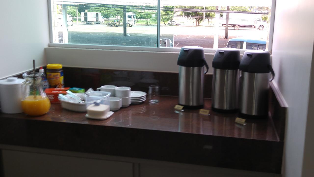 פאטוס דה מינאס Patos Hotel מראה חיצוני תמונה